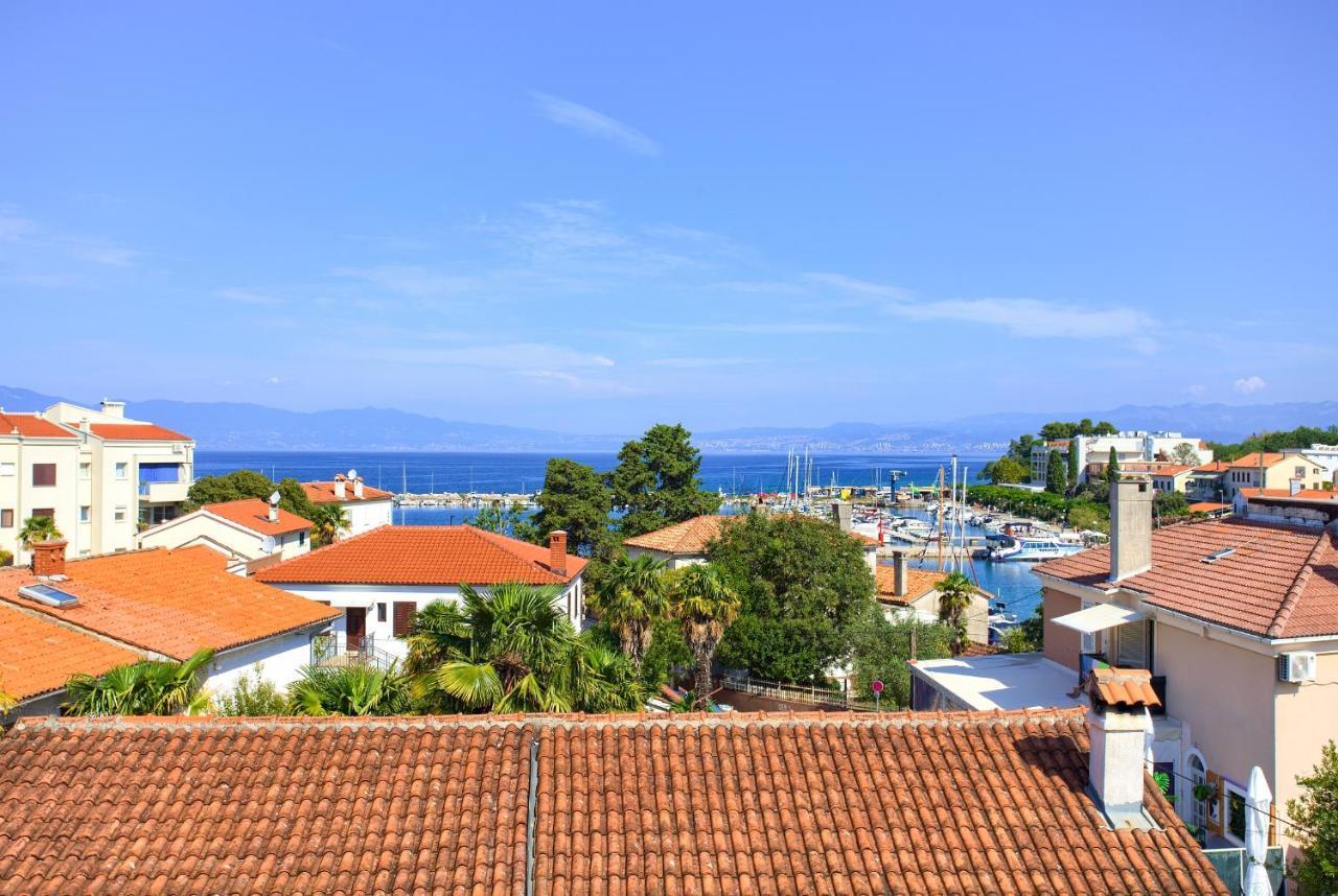 Villa Lungomare Malinska Exterior foto